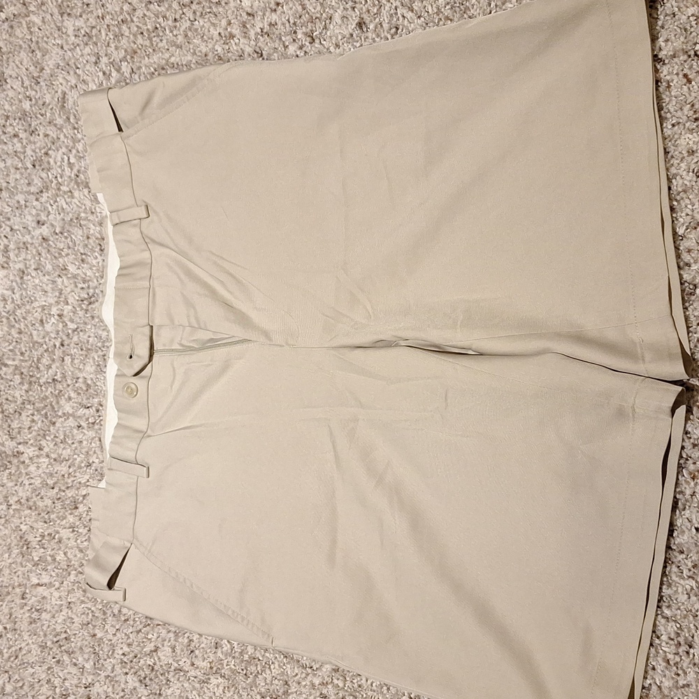 Great Condition Men's Dress Shorts Jos.A.Bank Size 34